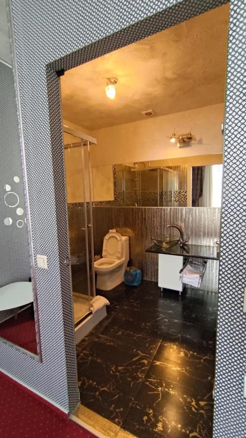 Militari Residence Hotel Chiajna Екстер'єр фото